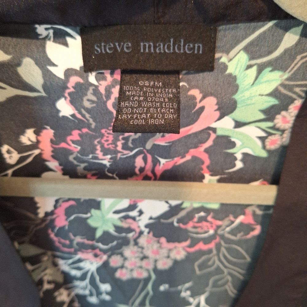 Steve Madden Floral Kimono OS - Picture 3 of 8